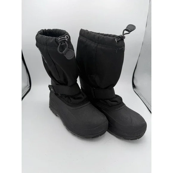 Kamik Youth Size 5 Snow Boots Black Insulated Winter Waterproof Kids.      1797