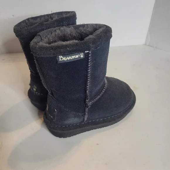 Baby Bearpaw boots