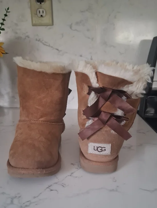 UGG Kids Chestnut Sheepskin Bow Back Boots