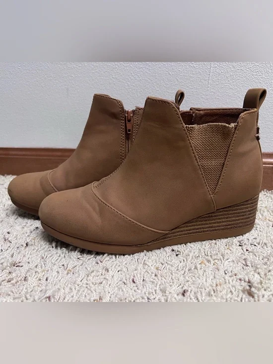 Toms Kids Tan Wedge Ankle Boots