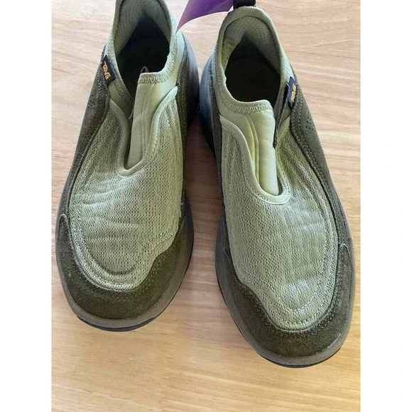 Women's Shoe Size 8.5 Teva Green Casual Shoes