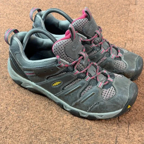Keen Voyageur Womens Hiking Shoes Gray Pink Leather Mesh Low Top 1011280 Size 10