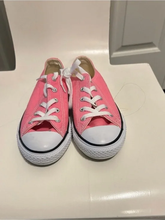 KIDS CONVERSE