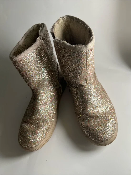 Cat & Jack Glitter Faux Fur Lined Kid’s Boots Size 3