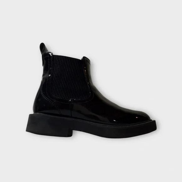Zara Black Chelsea Boots