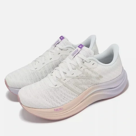 New Balance FuelCell Propel v4. Size 9.5 women.
