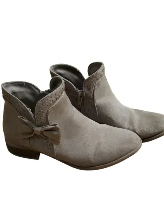SO Girl's Taupe Bow Faux Suede Ankle Boots Size 4