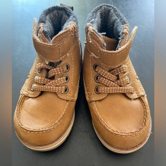 Crown Vintage Toddler Boots size 5