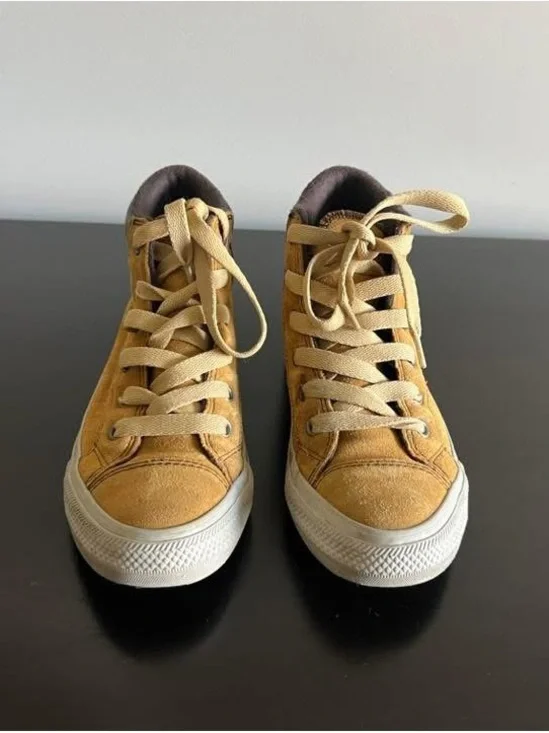 Converse Kids Suede Sneakers in Mustard Yellow