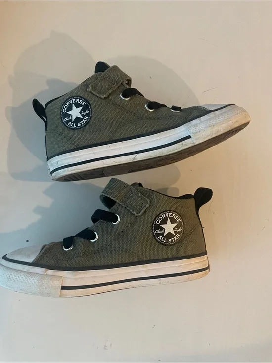 Converse Kids Olive Green High-Top Sneakers with Black Details