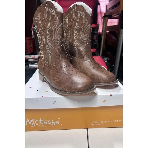 Moesha Brand Cowgirl Boots For Girls Brown Size 4 New In Box!