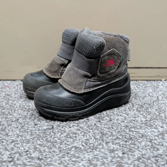 The North Face Alpenglow II Winter Boots Toddler Size 9T Grey Black