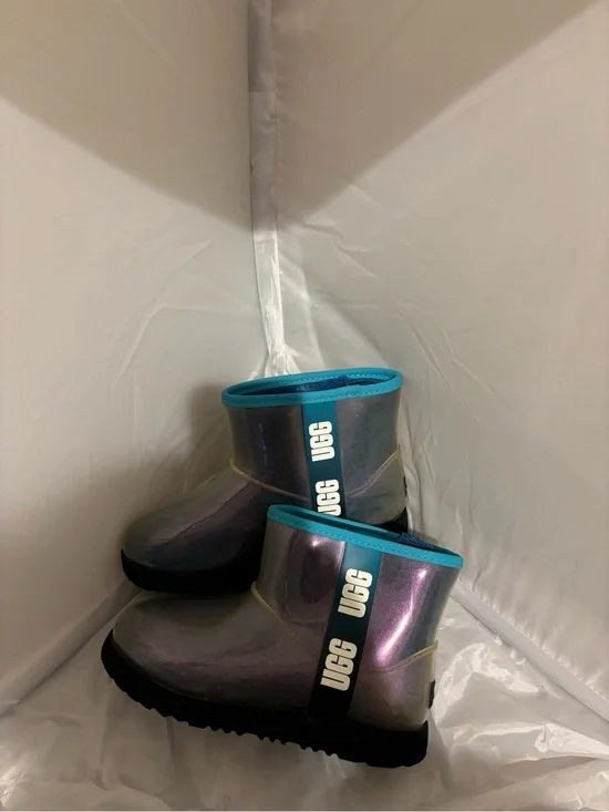 UGG Kids Iridescent Purple Gray Short Boot with Teal Trim