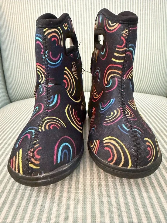 Bogs Baby Pull-On Waterproof Lined Boots Rainbow, Size 7