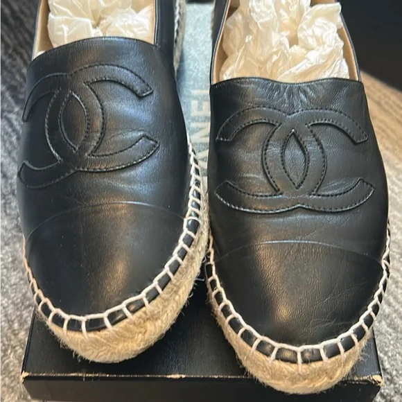 CHANEL Black Leather Espadrilles with CC Logo - Size 42