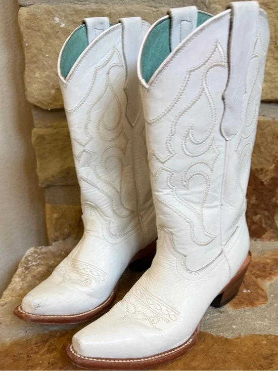 White Girls Corral Cowboy Boots - Classic Embroidered Leather