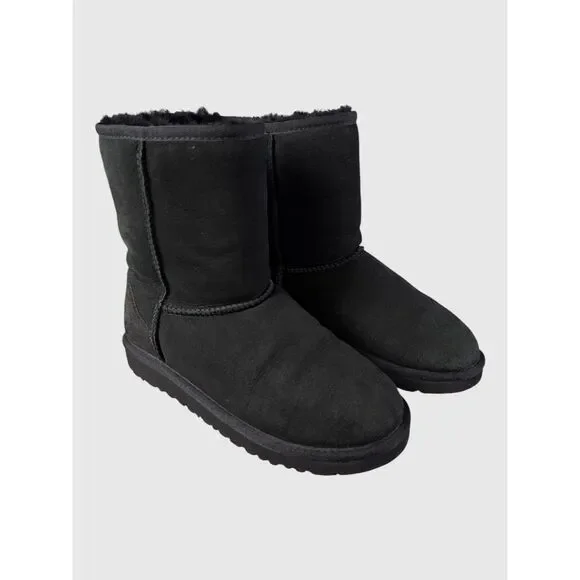 UGG Australia Classic II Black Sheepskin Winter Boots Girls Size 3