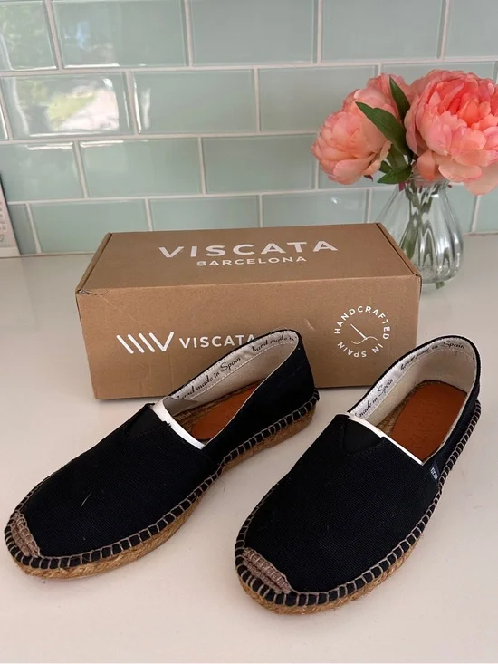 Women’s Black Canvas Espadrilles Viscata made in Spain Brand New in Box