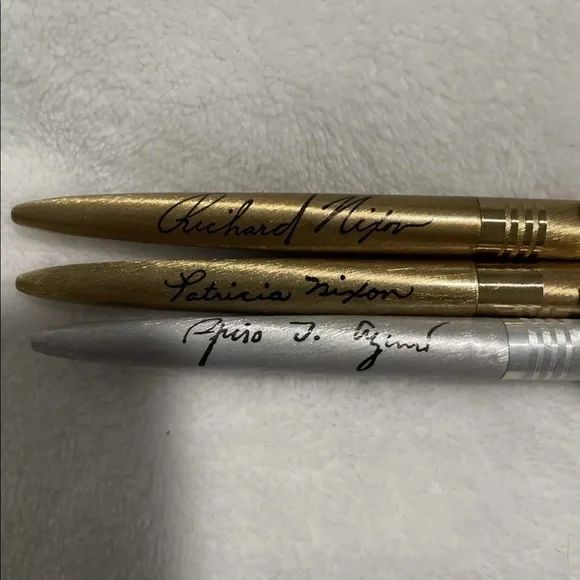 Richard Nixon Signature Presidential Pen Patricia Nixon Spiro Agnew