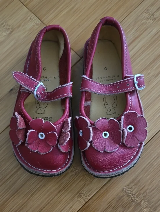 Bear Feet Girls' Red Flower Mary Jane Shoes - 9