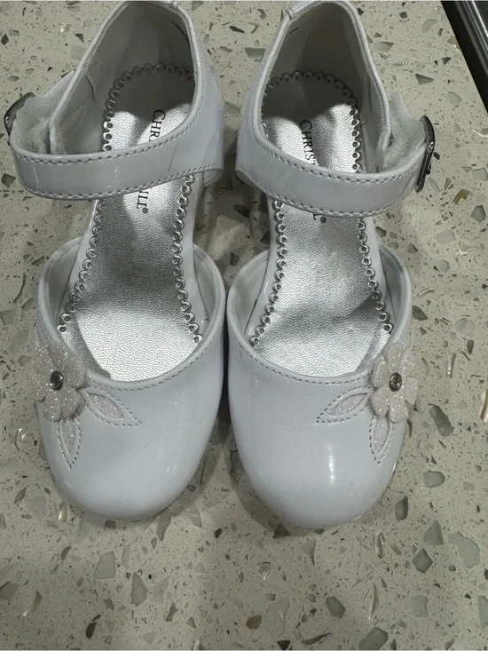Children's White Mary Jane Dress Shoes with Flower Accent