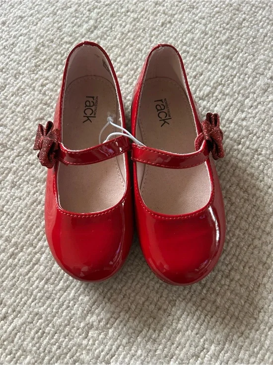 Nordstrom Kids Red Patent Mary Jane Shoes with Glitter Bow Accent