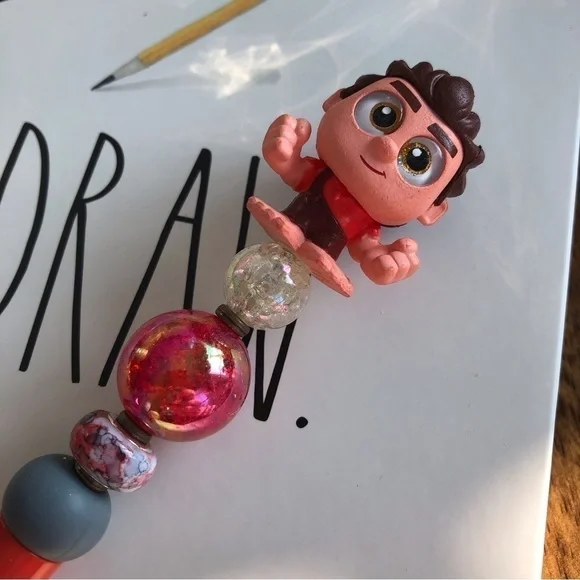 Disney Doorables: Wreak it Ralph: Ralph handmade beaded pen