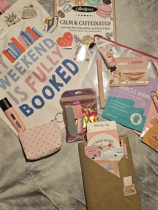 Blind Date With A Book Romance With Deluxe Book Lover Goodies