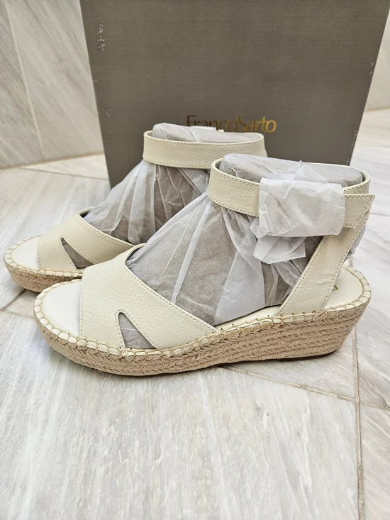 Franco Sarto Cream Espadrille Wedge Sandals with Ankle Strap Size 8...NW
