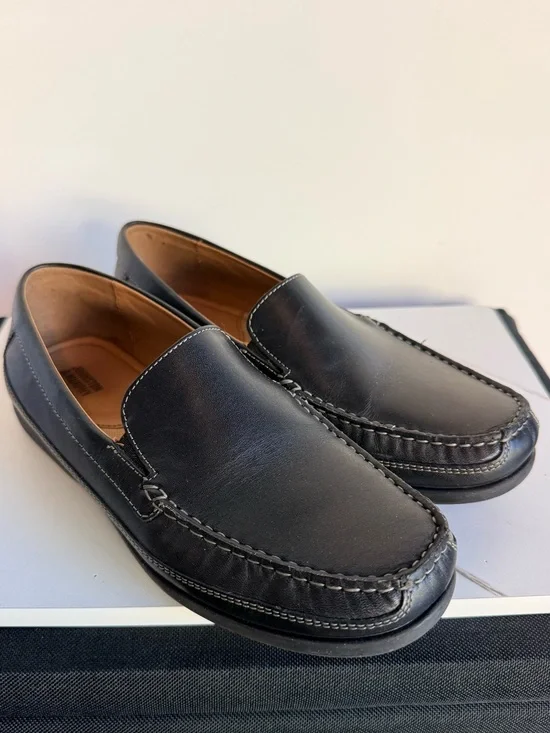 Johnston & Murphy Boy Leather Slip-On Moccasin Loafers