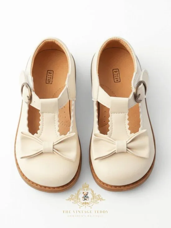 NWT Pretty Girls Mary Jane Flats Children's Shoes, Kids, Toddlers Bows Cream 7