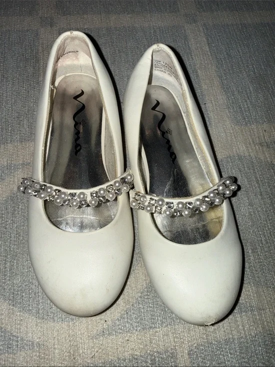 Nina white dress shoes