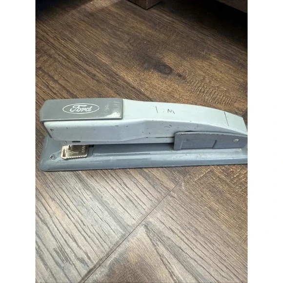 Swingline  Stapler Model 415 Vintage Property of Ford Motor Company‎ Automotive