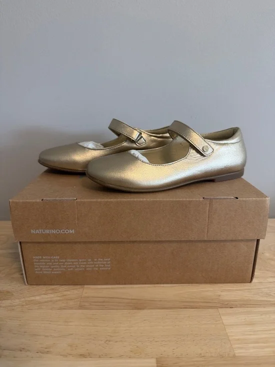 Naturino Girls Gold Mary Jane Dress Shoes