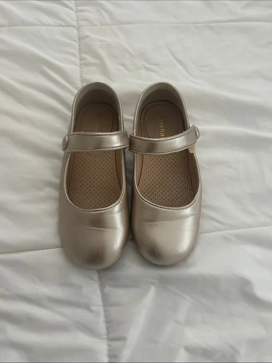 Girls Metallic Champagne Mary Jane Dress Shoes with Adjustable Strap