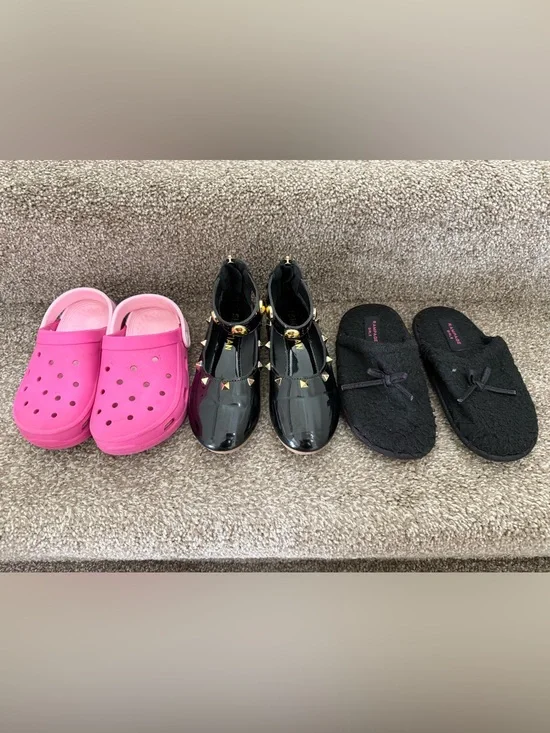 Girls Size 11c Shoes Slippers Bundle Black Pink