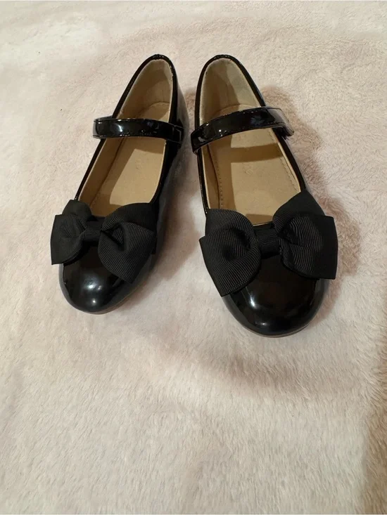 Little Girls Black Patent Mary Jane with Grosgrain Bow Accent