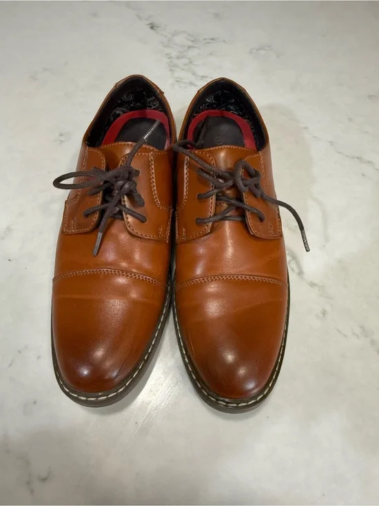 Classic Tan Lace-Up Kids Dress Shoes with Stitched Detail