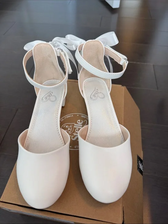 Stellah White Ankle-Strap Dress Heels with Ribbon Tie