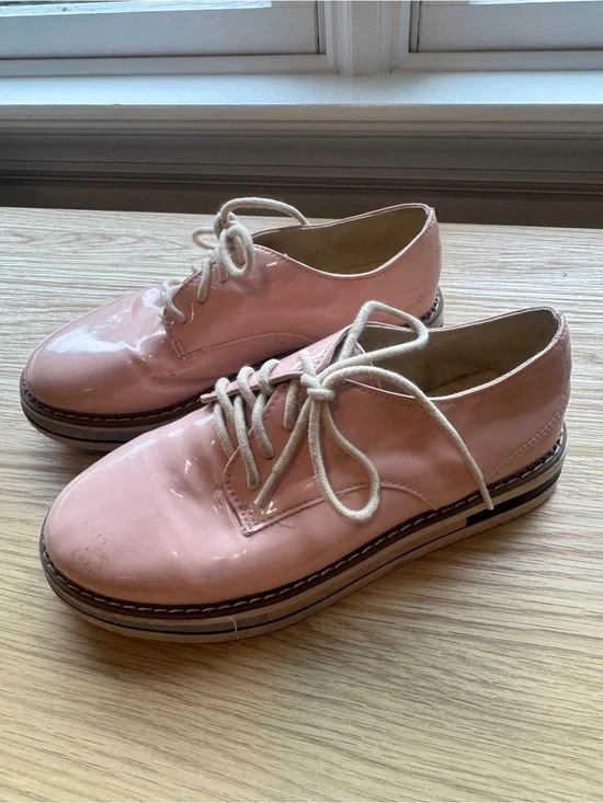 Girls Pink Patent Lace-Up Platform Oxfords