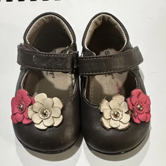 See Kai Run Isabel Mary Jane Brown Floral Velcro Strap Dress Shoes Kids‎ Size 4