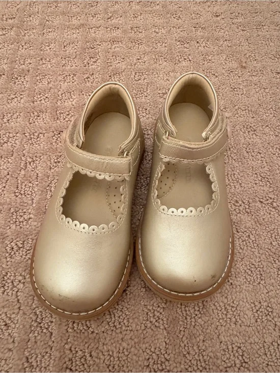 EEUC / Like New Elephantito Mary Jane Shoes