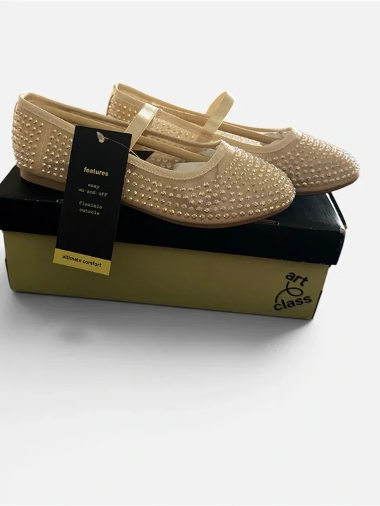 NIB art class Pearl-Studded Ivory/Tan Mary Jane Flats SZ 13
