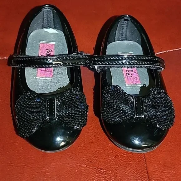 Rachel Shoes sz 6M black patent leather