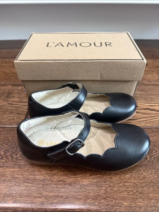 L'Amour Black Girls Mary Jane Scalloped Strap Shoes
