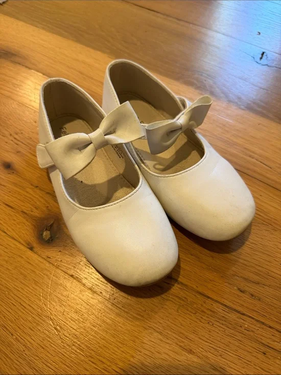 Girls White Bow Mary Jane Dress Shoes – Classic School & Occasion Style