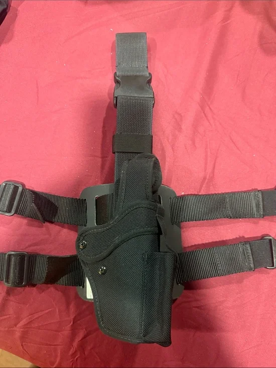 Universal Black Tactical Thigh Holster for VR/AR Accessories