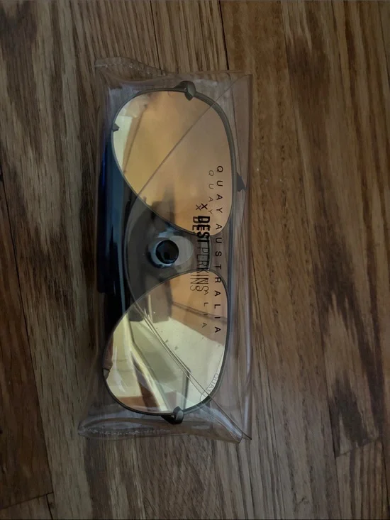 Quay Australia x Desi Perkins Army Green High Key Sunglasses