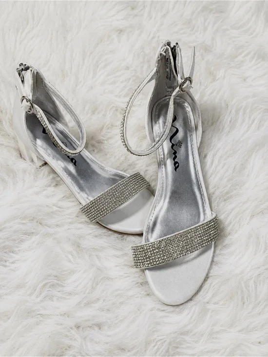 Nina Silver Rhinestone Dress Sandals – Size 2M / EUR 32½