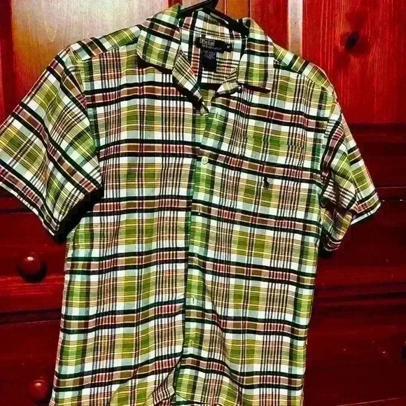 Boy’s Ralph Lauren Button down - Medium